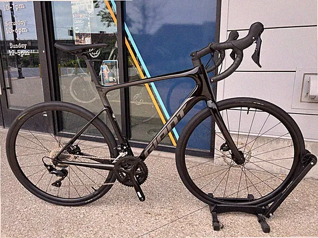 New zero miles 2021 Giant Defy Advanced 2 Carbon ML 105 Disc - Sweet Deal!!
