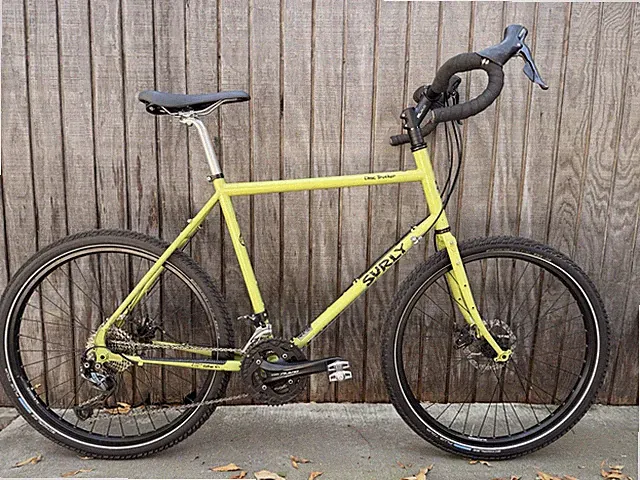 Surly Disc Trucker Pea Lime Soup 26" 56cm Excellent